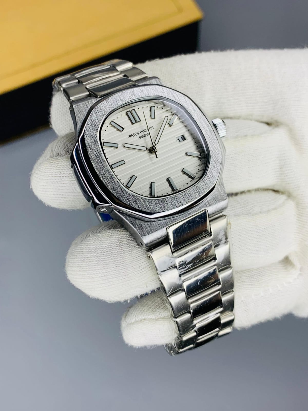 Premium Men's Watches for Timeless Style